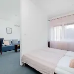 דירה Spacious Tarsis In By Renters קולובז'ג