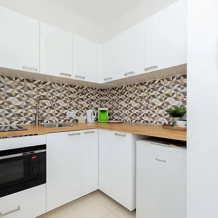 Lejlighed Spacious Tarsis In By Renters