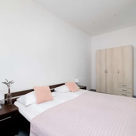 Lejlighed Spacious Tarsis In By Renters *