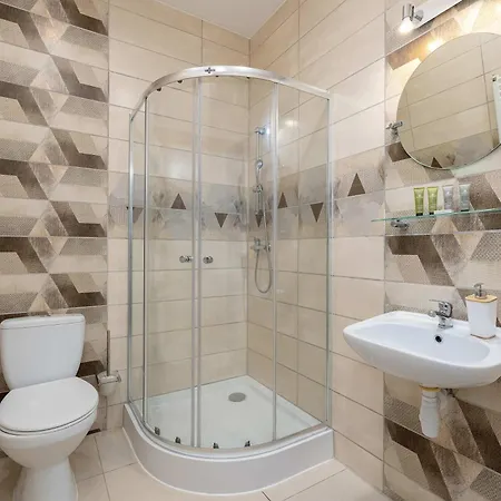 Spacious Tarsis In By Renters * Kołobrzeg