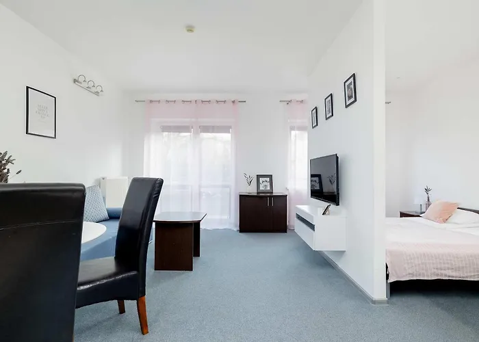 Spacious Tarsis In By Renters *