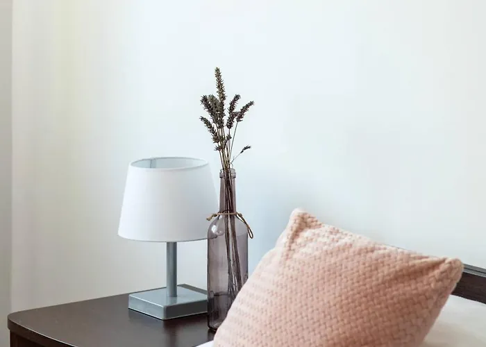 Spacious Tarsis In By Renters *